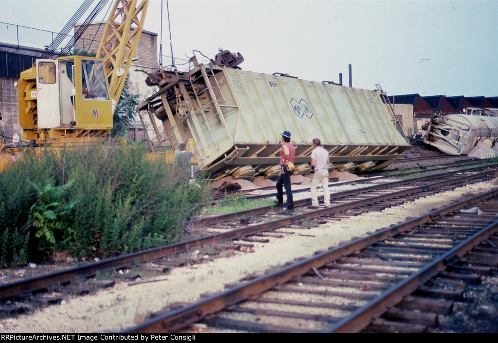 Wreck on LIRR's Montauk Branch